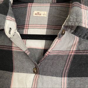 Hollister Co Black White and Baby Pink Flannel S
